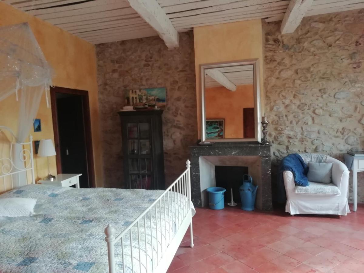 Maison La vie est belle Luc-sur-Orbieu Extérieur photo