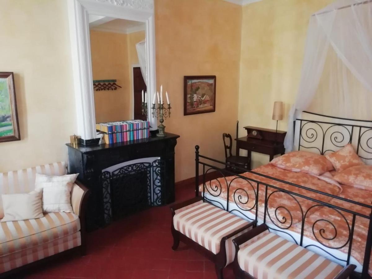 Maison La vie est belle Luc-sur-Orbieu Extérieur photo