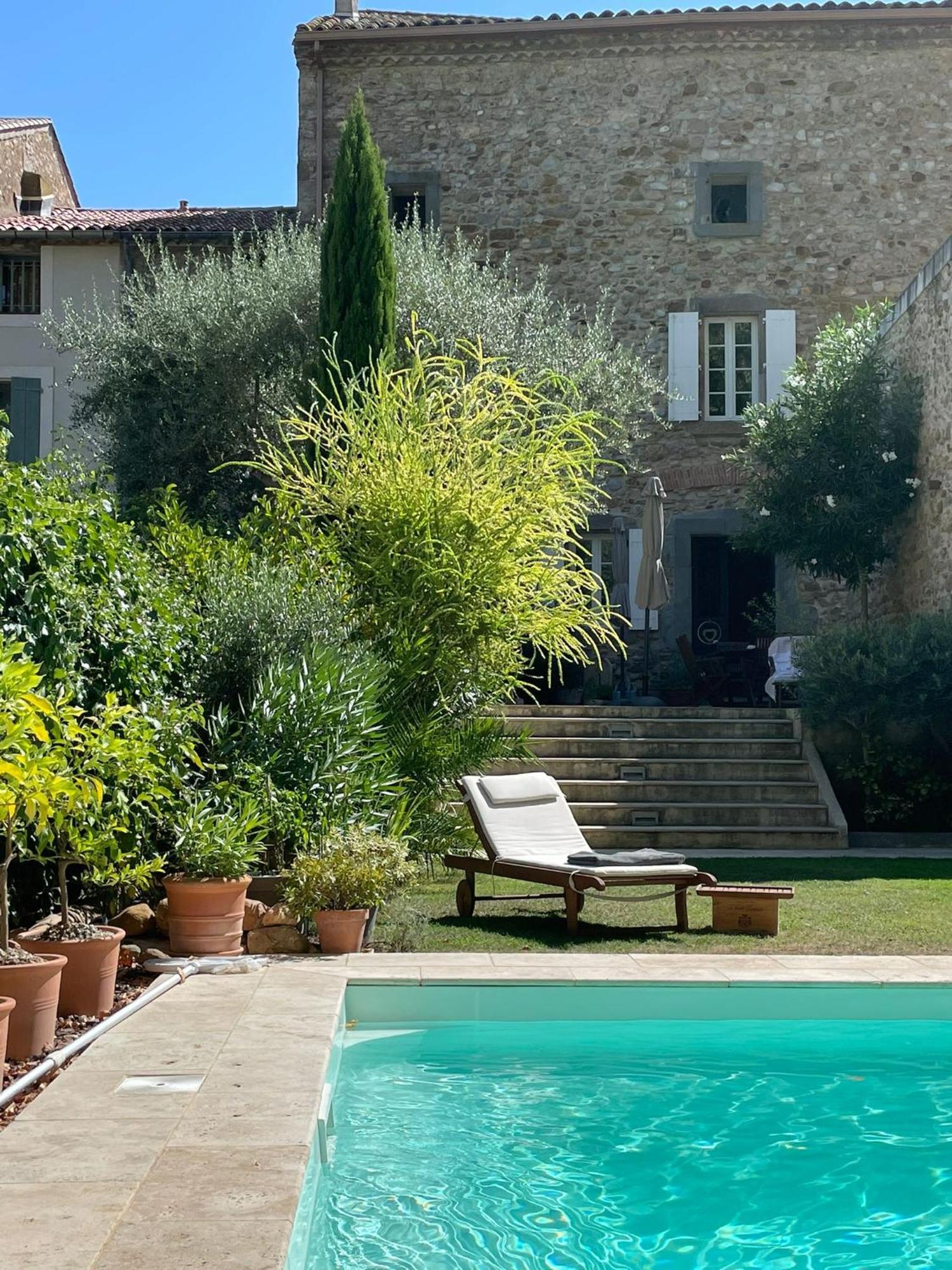 Maison La vie est belle Luc-sur-Orbieu Extérieur photo